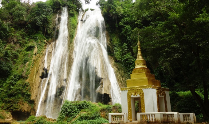 mandalay off beaten track
